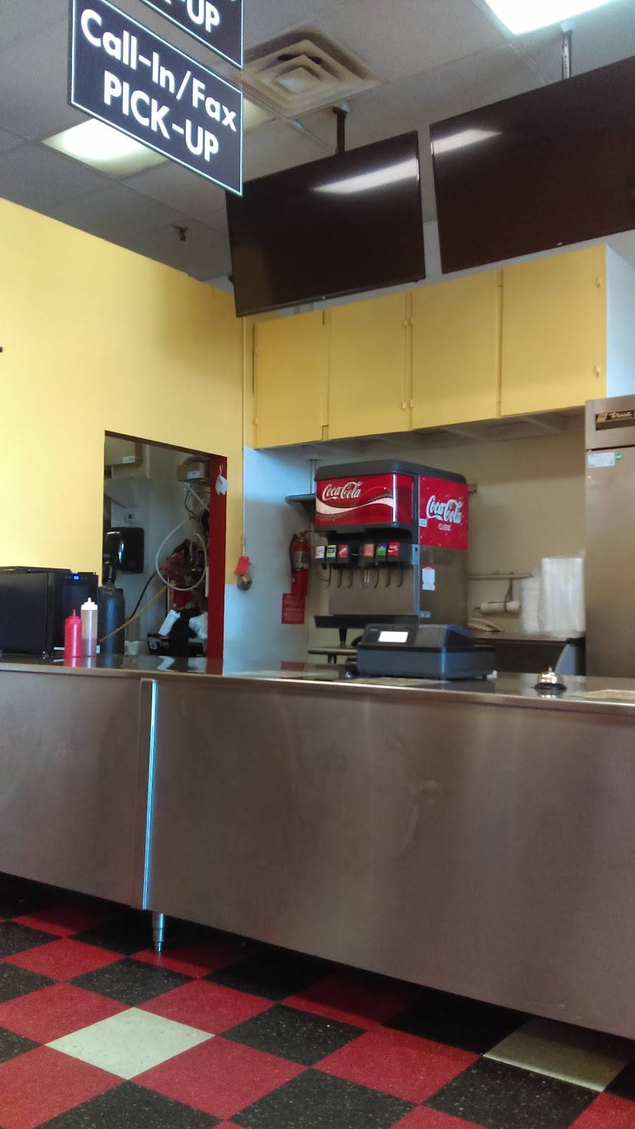 Two Brothers Chicken & Subs | restaurant | 7678 Richmond Hwy C, Alexandria, VA 22306, USA | 5713846675 OR +1 571-384-6675