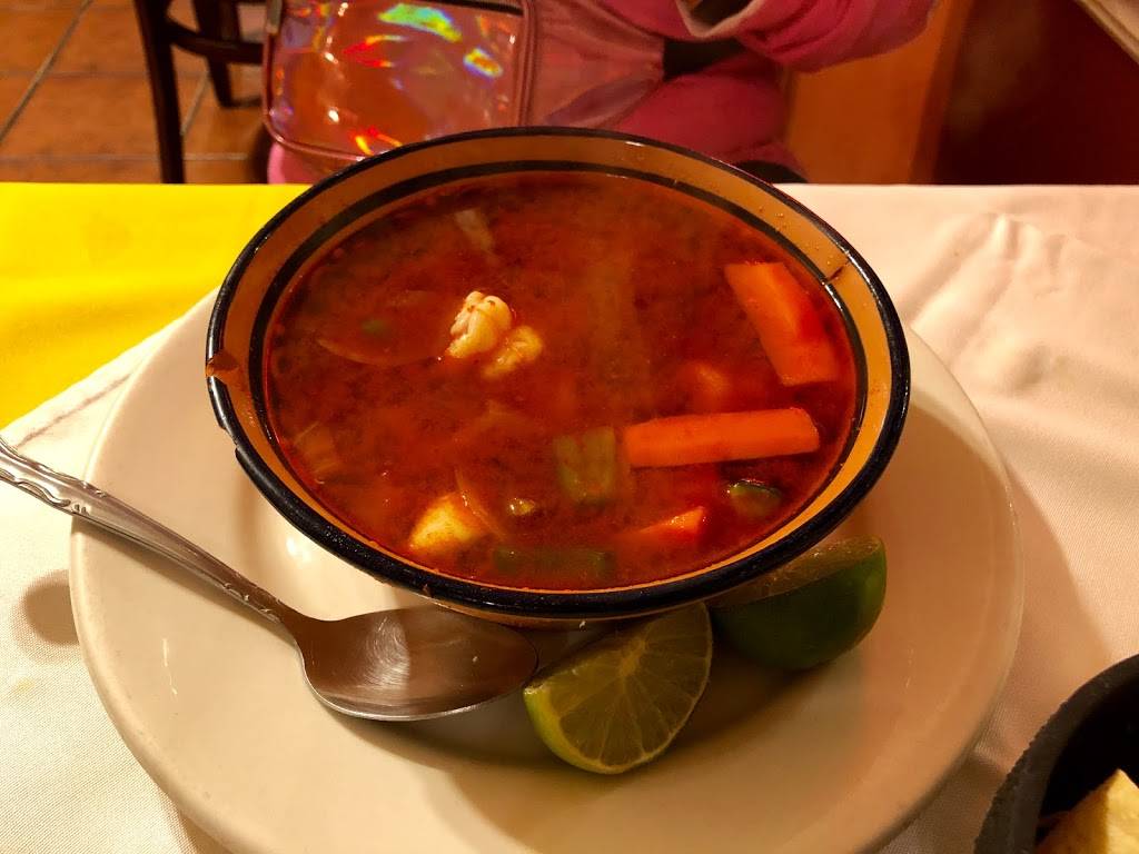 Doras Restaurant | restaurant | 148 E Antelope Ave, Woodlake, CA 93286, USA | 5595642606 OR +1 559-564-2606