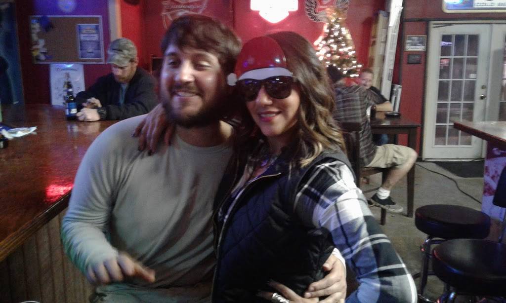 Rizos | restaurant | 2924 E Wallisville Rd, Highlands, TX 77562, USA | 2814268500 OR +1 281-426-8500