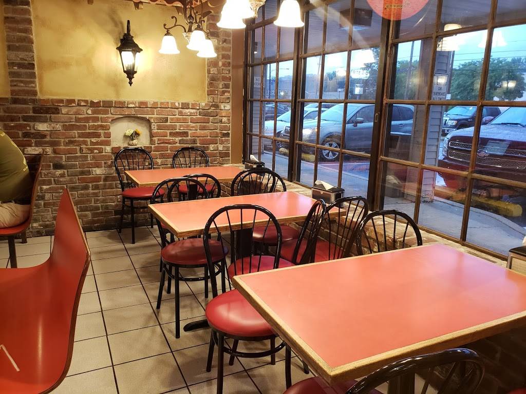 Liones Pizza | restaurant | 102 Wallace Ave, Downingtown, PA 19335, USA | 6108732500 OR +1 610-873-2500