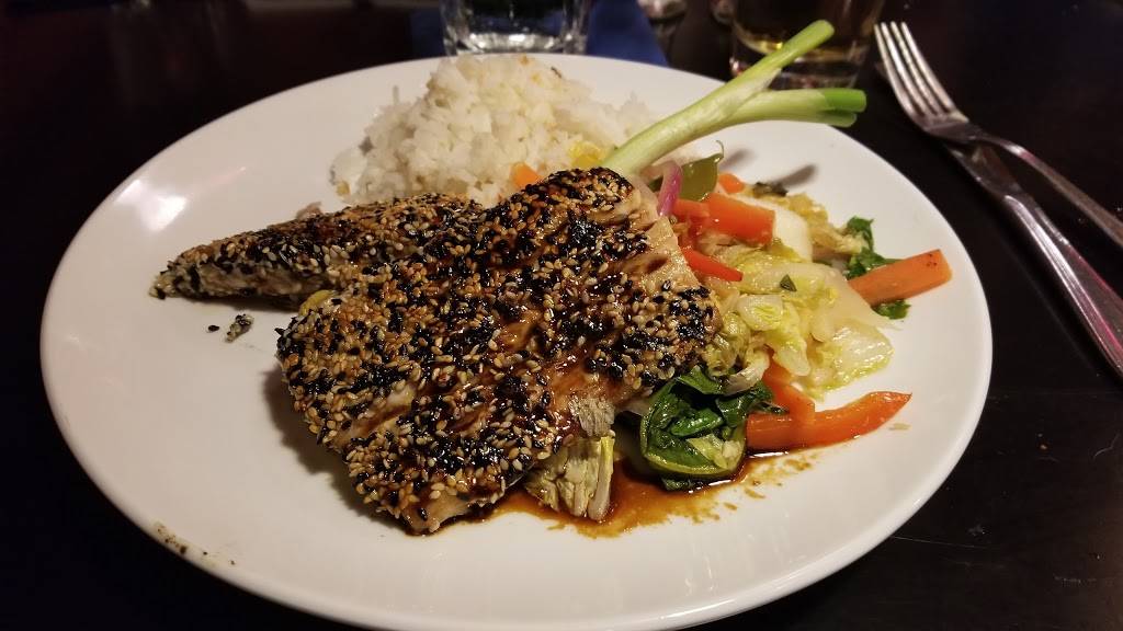 Naked Fish | restaurant | 455 Totten Pond Rd, Waltham, MA 02451, USA | 7816840500 OR +1 781-684-0500