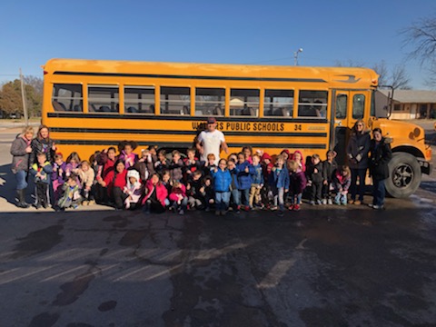 Daylight Donuts | bakery | 112 N Broadway St, Walters, OK 73572, USA | 5808756336 OR +1 580-875-6336