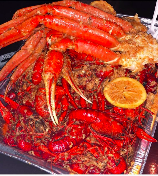 King Cajun | restaurant | 300 N Cocoa Blvd, Cocoa, FL 32922, USA | 3213382380 OR +1 321-338-2380