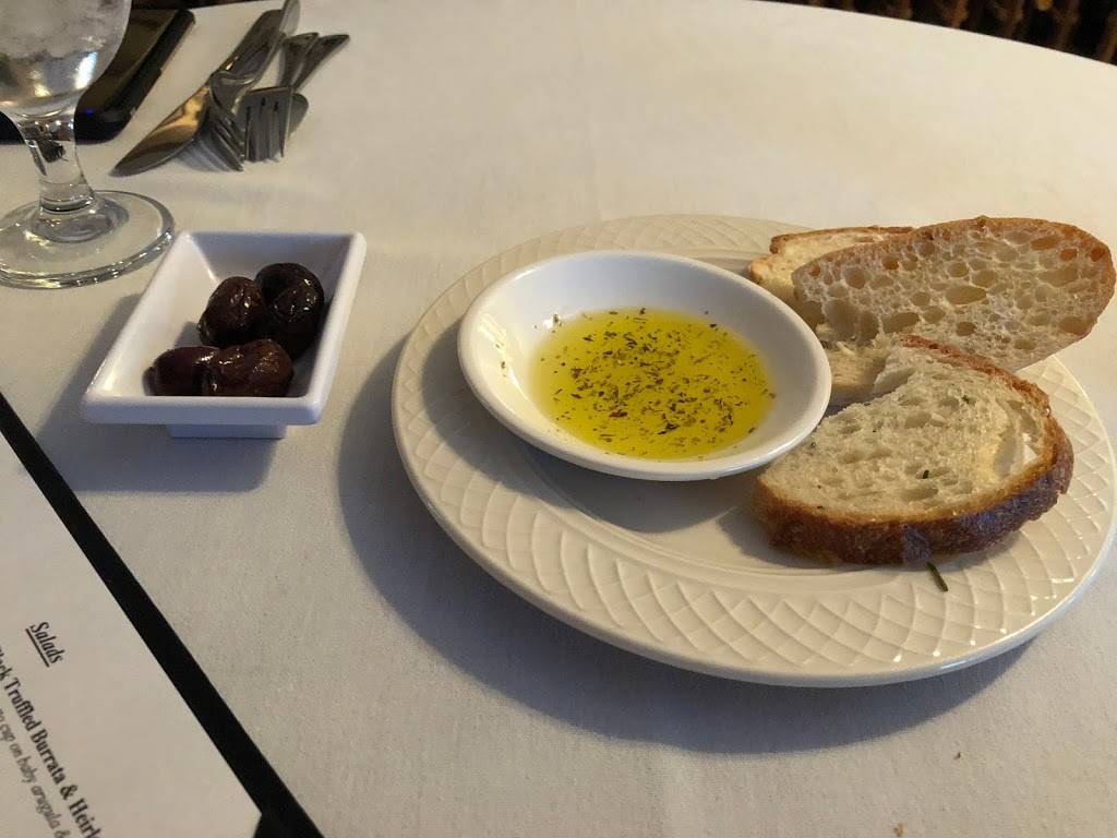 Wine Sellars Wine Shop and Bistro | restaurant | 2003 Cotton Grove Rd, Lexington, NC 27292, USA | 3362426551 OR +1 336-242-6551