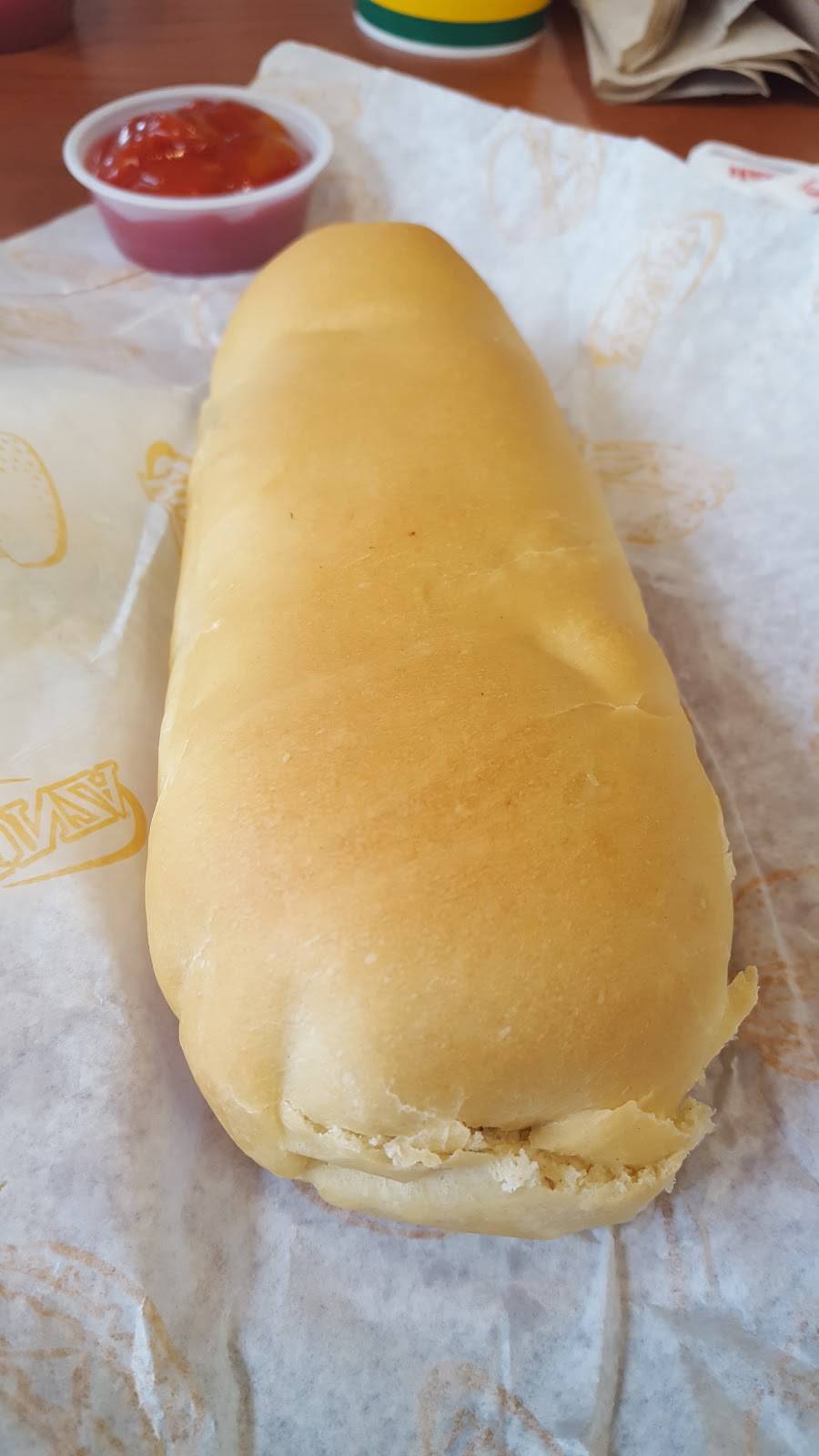 Runza Restaurant | restaurant | 2146 W Broadway, Council Bluffs, IA 51501, USA | 7123228935 OR +1 712-322-8935