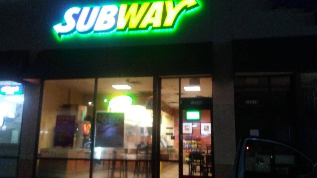 Subway Restaurants | restaurant | 13706 Oxnard St, Van Nuys, CA 91401, USA | 8187876775 OR +1 818-787-6775