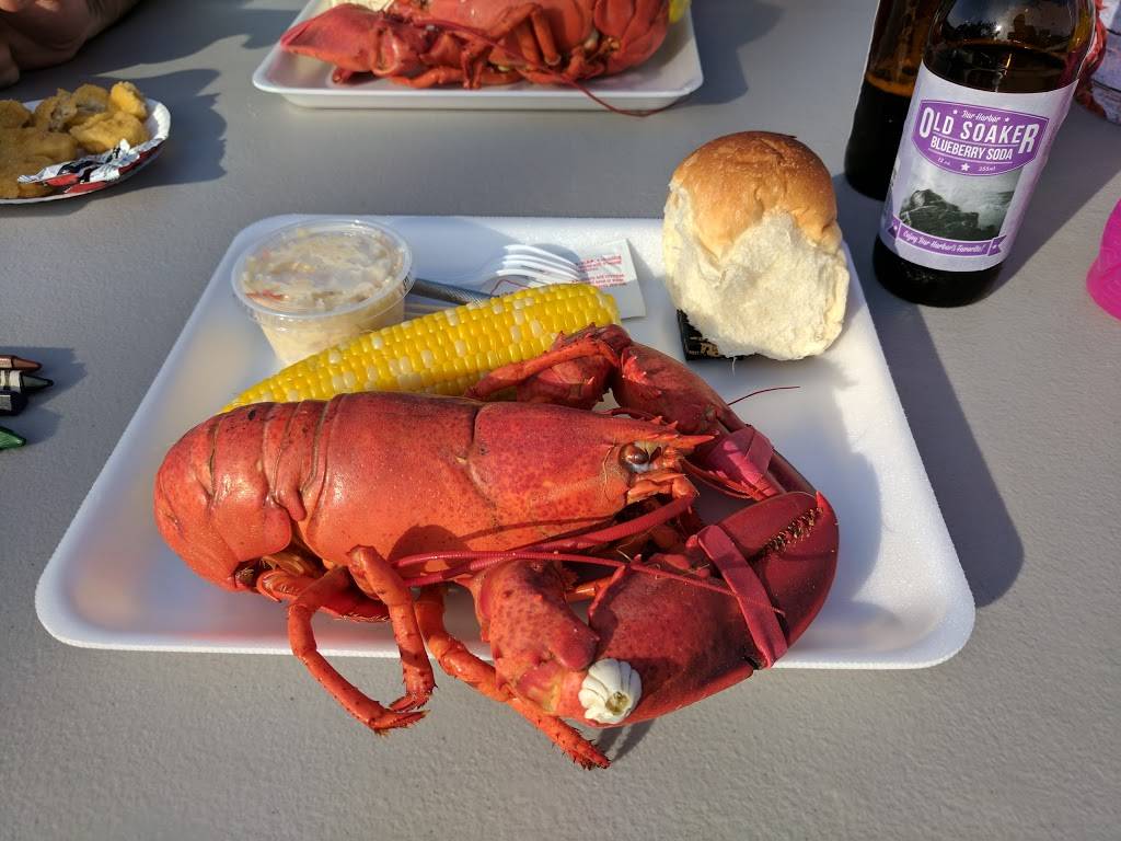 Perrys Lobster Shack | restaurant | 1076 Newbury Neck Rd, Surry, ME 04684, USA | 2076671955 OR +1 207-667-1955