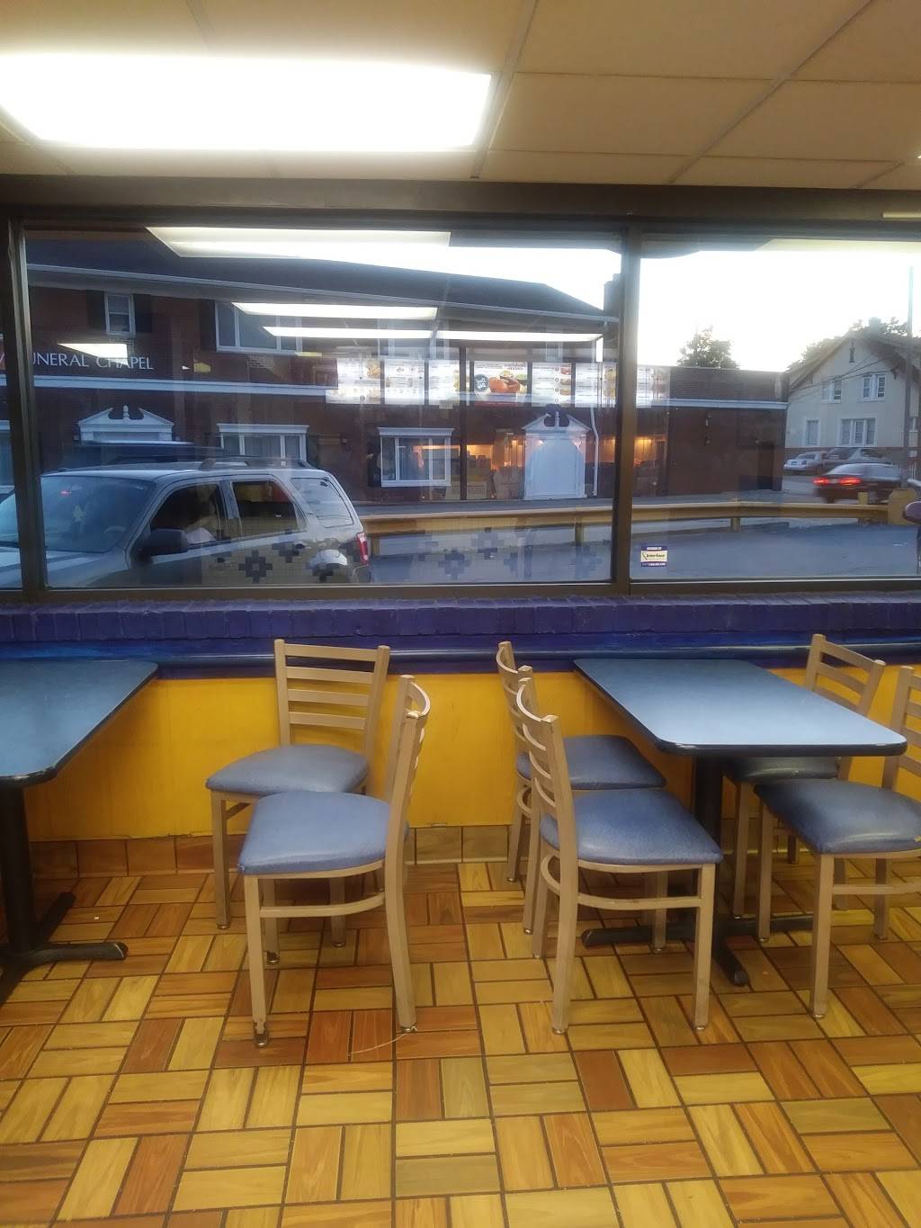 Churchs Chicken | restaurant | 7060 Michigan Ave, Detroit, MI 48210, USA | 3138433788 OR +1 313-843-3788