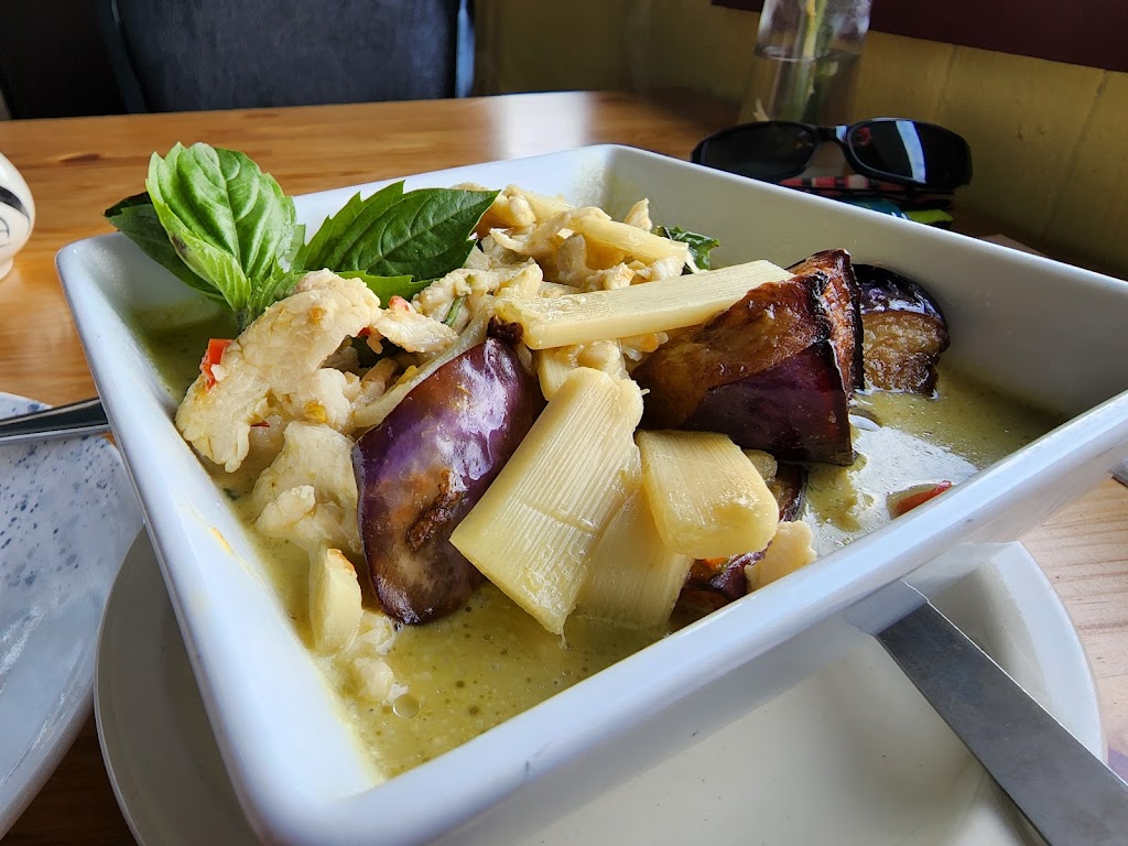 Bay View Thai Kitchen | restaurant | 250 US-101, Depoe Bay, OR 97341, USA | 5417652497 OR +1 541-765-2497