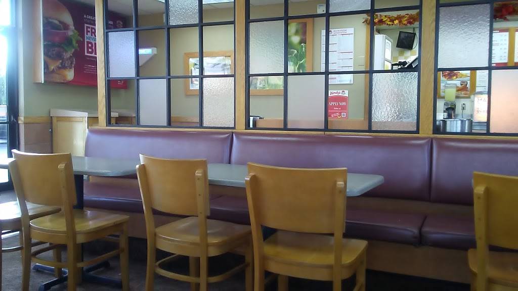 Wendys | restaurant | 19650 NW 2nd Ave, Miami, FL 33169, USA | 3056531408 OR +1 305-653-1408
