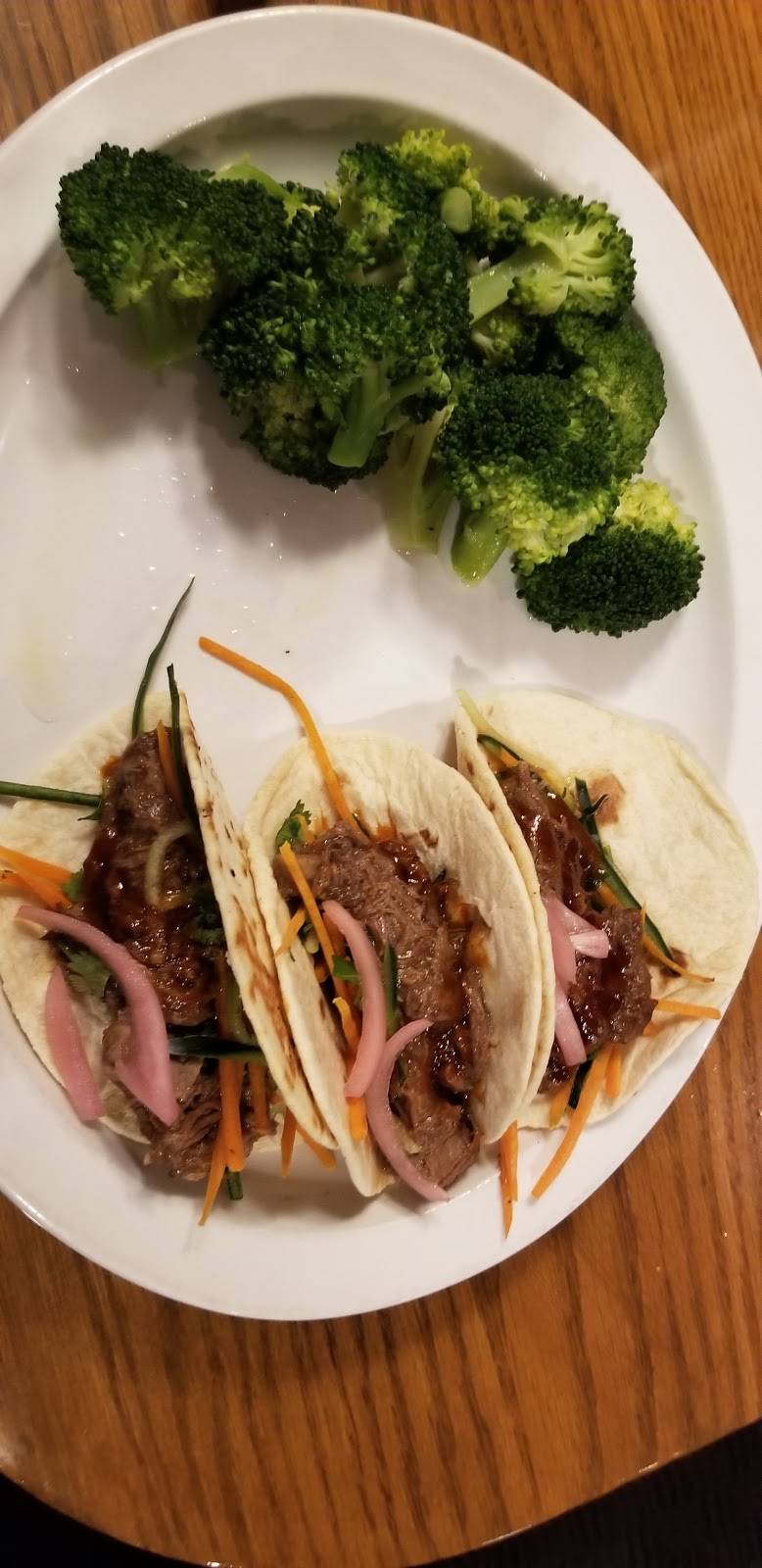 Mudflats Bar & Grill | restaurant | 31 Columbus St, Galena, OH 43021, USA | 7409655700 OR +1 740-965-5700