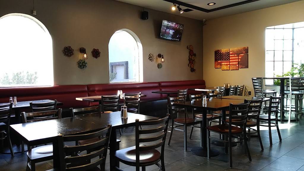 Rib Trader of Orange | restaurant | 2710 E Chapman Ave, Orange, CA 92869, USA | 7147449288 OR +1 714-744-9288