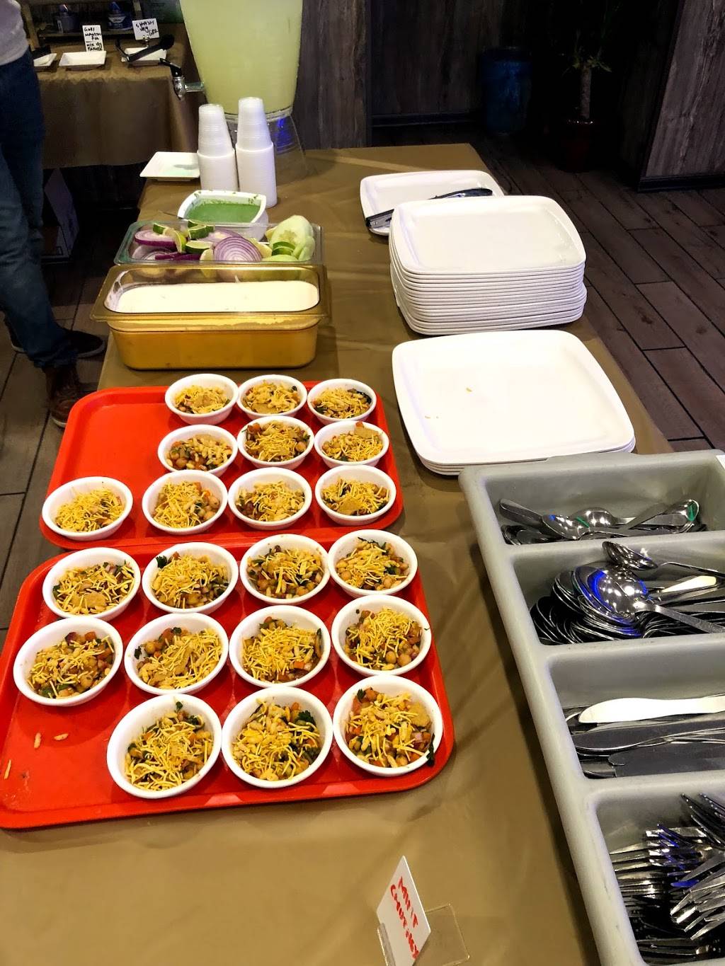 Pista House | restaurant | 104 New South Rd, Hicksville, NY 11801, USA | 5164655604 OR +1 516-465-5604