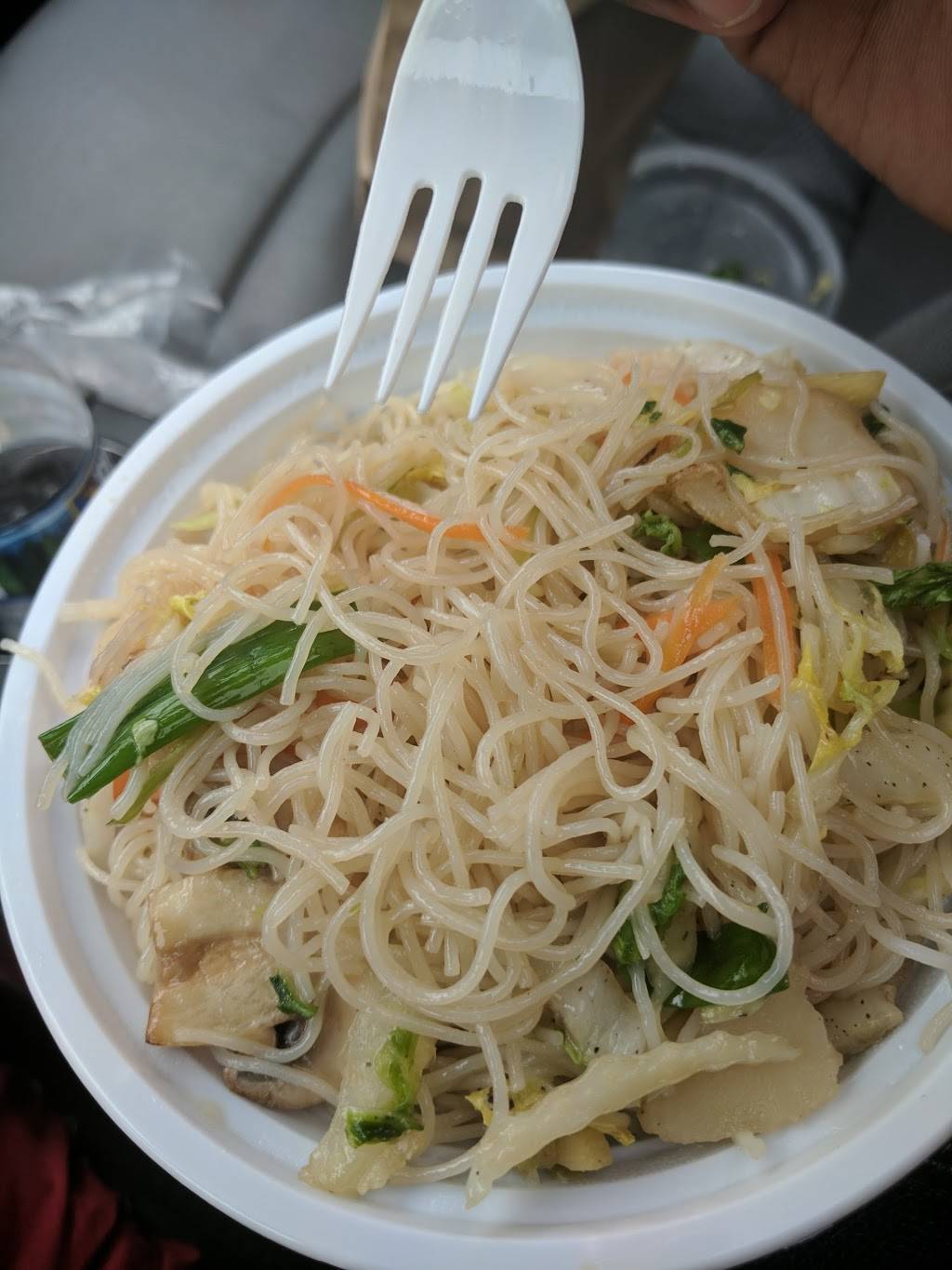 China House II | restaurant | 10571 St Clair Ave, Cleveland, OH 44108, USA | 2164518888 OR +1 216-451-8888