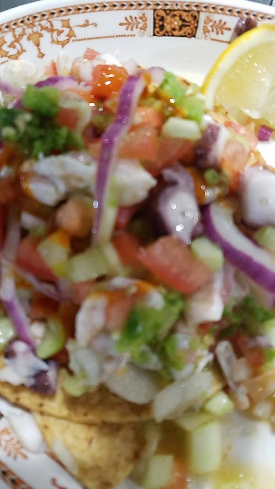 Las Islitas Mariscos | restaurant | 1460 Oakland Rd Ste F, San Jose, CA 95112, USA | 4084527411 OR +1 408-452-7411