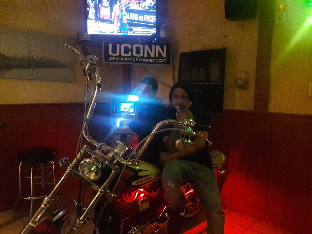 Ayalas Restaurant | restaurant | 709 Beechwood Ave, Bridgeport, CT 06605, USA | 2038708740 OR +1 203-870-8740