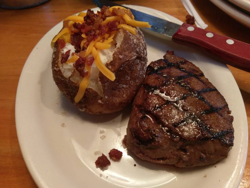 Texas Roadhouse | restaurant | 1221 E Stone Dr, Kingsport, TN 37660, USA | 4233784104 OR +1 423-378-4104