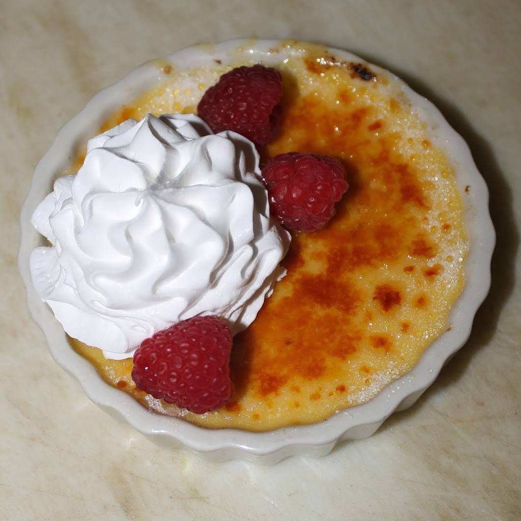 The Porch at the Lamb | restaurant | 865 W Springfield Rd, Springfield, PA 19064, USA | 6105443300 OR +1 610-544-3300