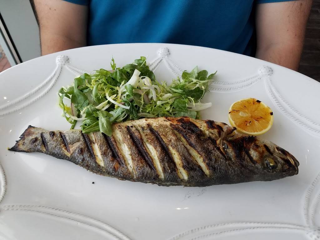 Hummingbird | restaurant | 220 S Union St, Alexandria, VA 22314, USA | 7035661355 OR +1 703-566-1355