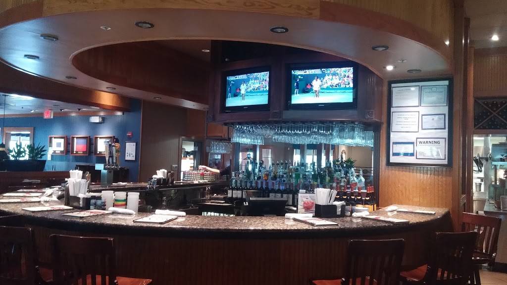 Red Lobster | restaurant | 5010 Express Dr S, Lake Ronkonkoma, NY 11779, USA | 6315802864 OR +1 631-580-2864