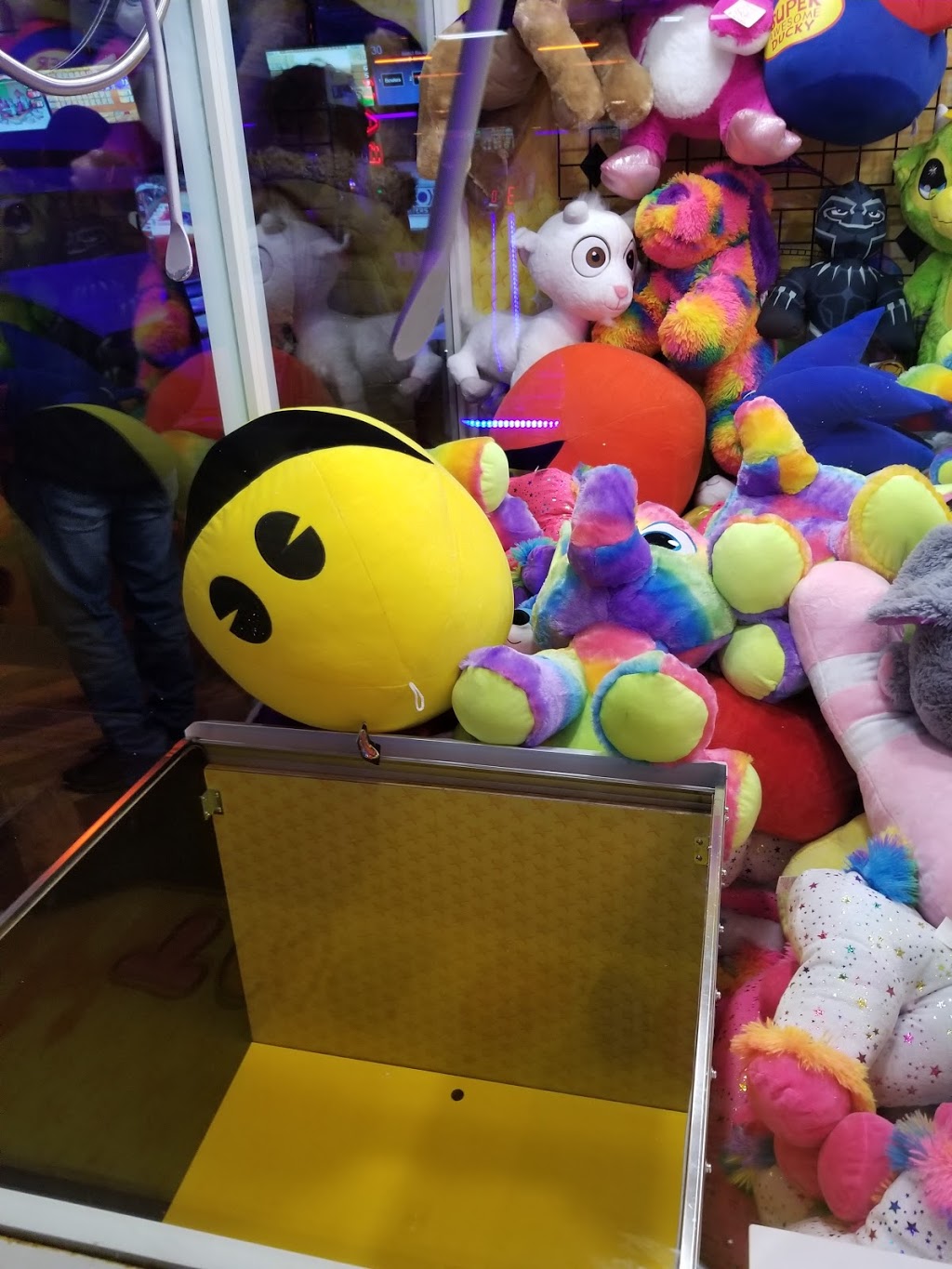 Bowlero Shrewsbury | restaurant | 405 Boston Turnpike, MA-9, Shrewsbury, MA 01545, USA | 5087547050 OR +1 508-754-7050