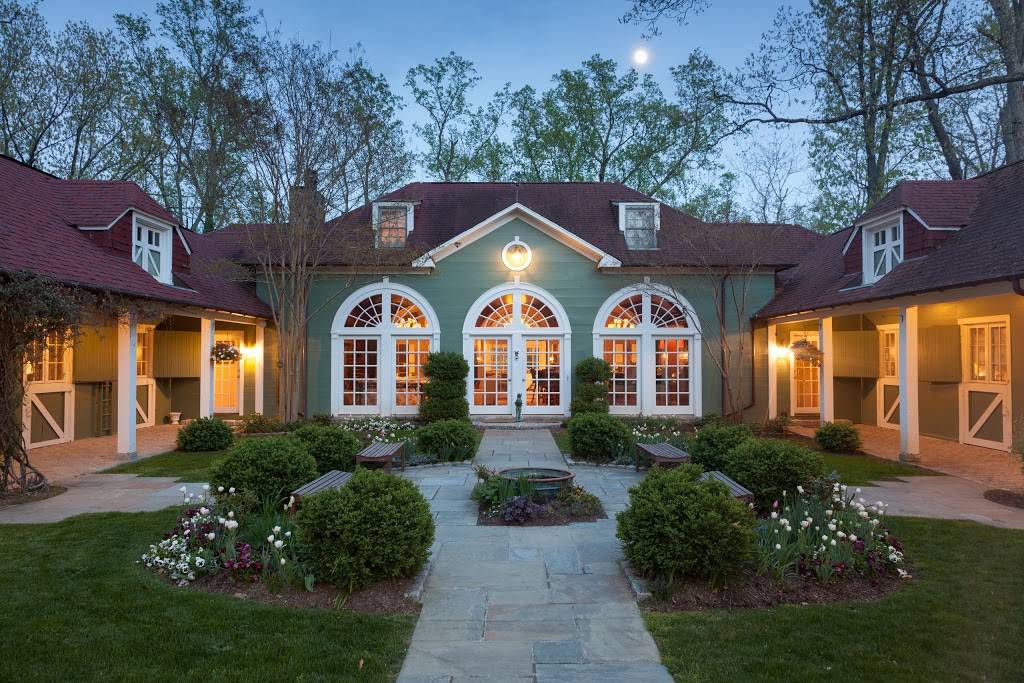 Goodstone Inn & Restaurant | restaurant | 36205 Snake Hill Rd, Middleburg, VA 20117, USA | 5406873333 OR +1 540-687-3333