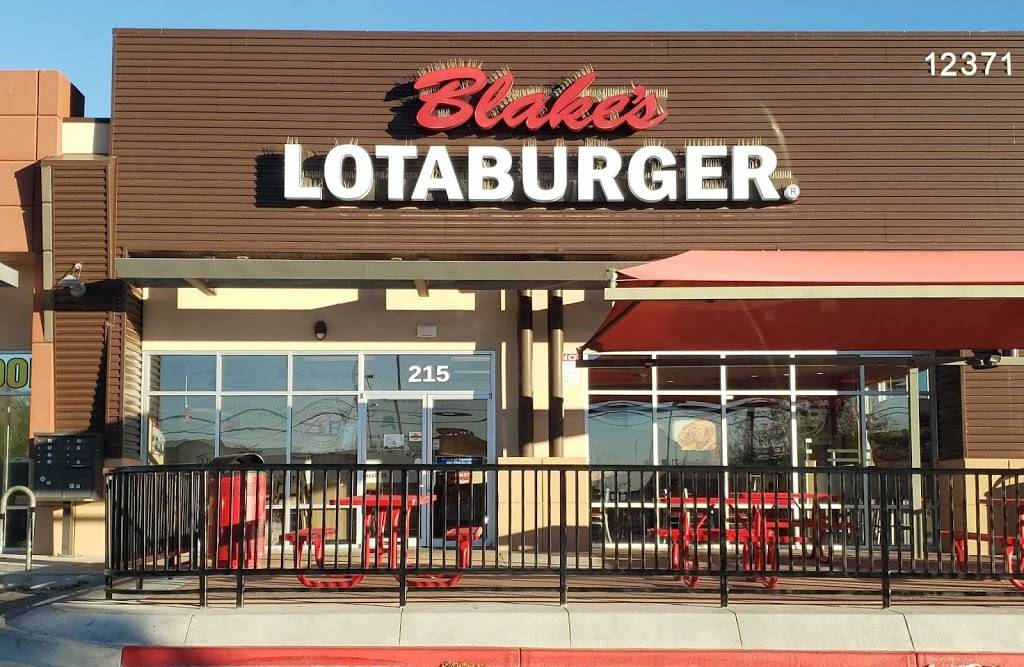 Blakes Lotaburger | restaurant | 7017 N Mesa St, El Paso, TX 79912, USA | 9157306264 OR +1 915-730-6264