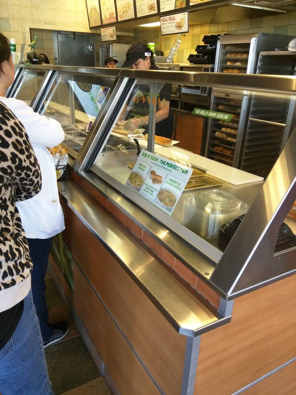 Subway Restaurants | restaurant | 3713 E South St, Long Beach, CA 90805, USA | 5626342469 OR +1 562-634-2469