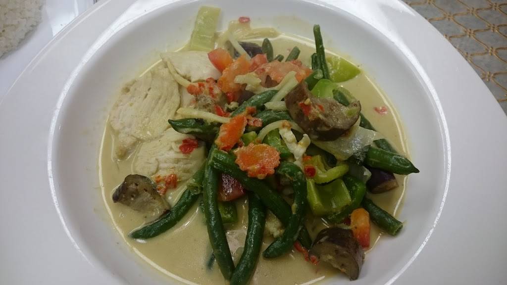 Thai Villa Cuisine | restaurant | 666 Woolwich St, Guelph, ON N1H 7G5, Canada | 5198225346 OR +1 519-822-5346