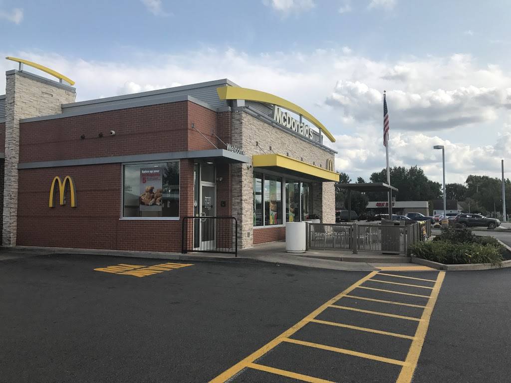 McDonalds | cafe | 3400 Sheridan Dr, Amherst, NY 14226, USA | 7168371373 OR +1 716-837-1373