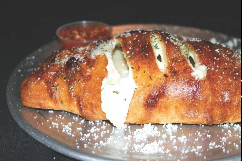 Mezzaluna Pizzeria at Halifax Plantation | meal delivery | 3758 Roscommon Dr, Ormond Beach, FL 32174, USA | 3862751553 OR +1 386-275-1553