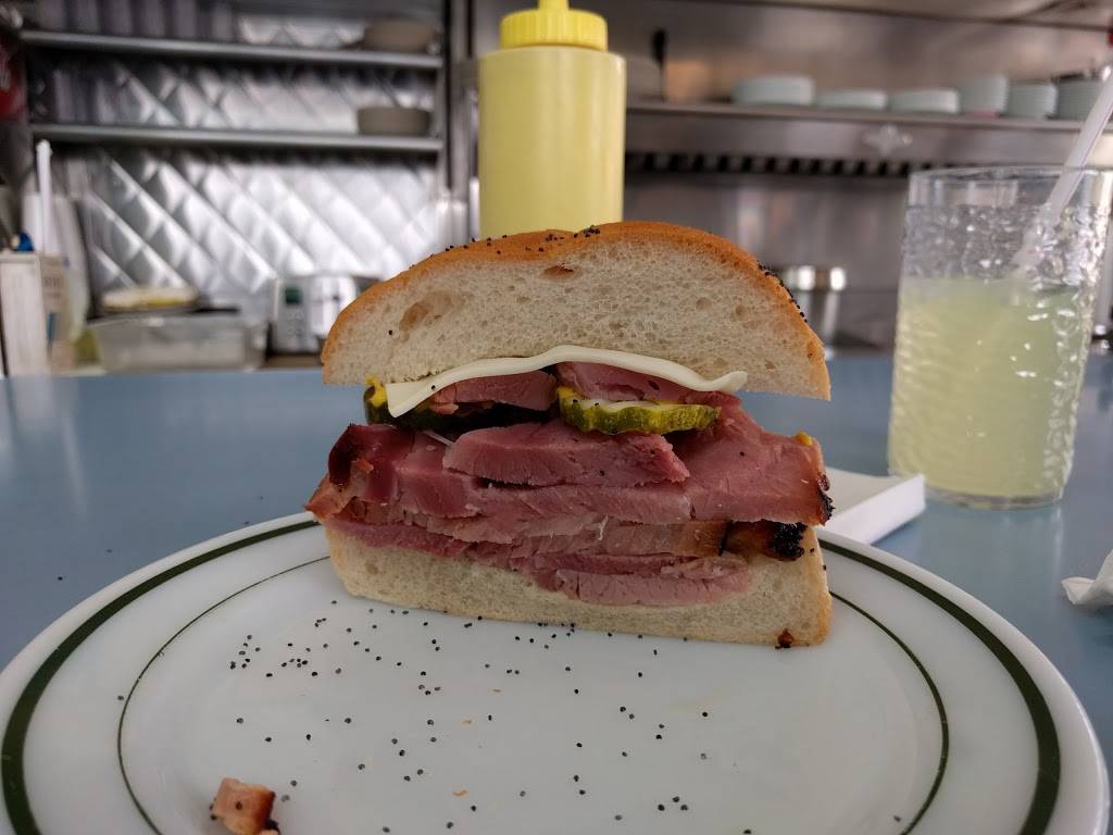 Mikes Famous Ham Place | restaurant | 3700 Michigan Ave, Detroit, MI 48216, USA | 31389469228 OR +1 313-894-6922 ext. 8