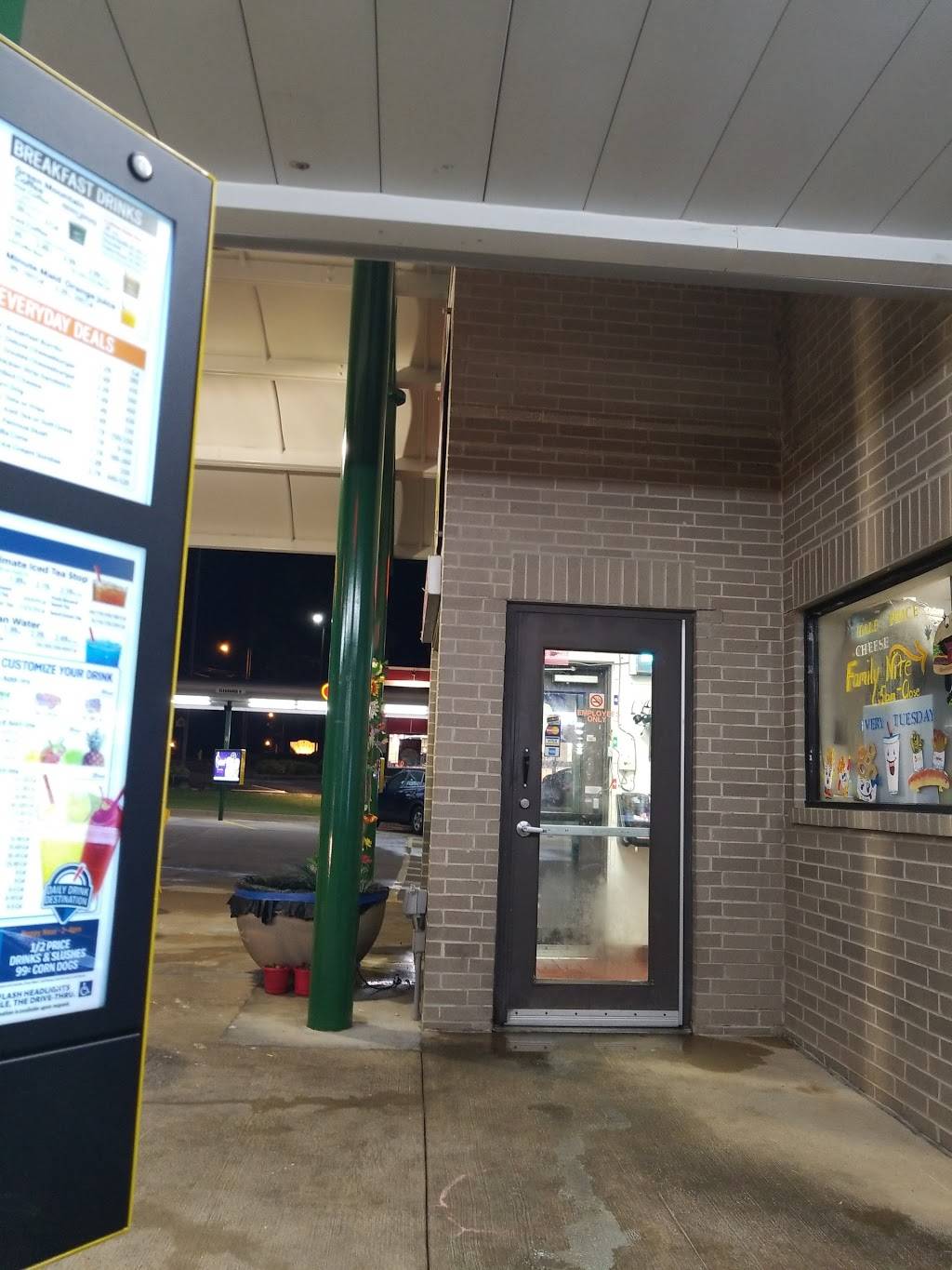 Sonic Drive-In | restaurant | 7420 E Brainerd Rd, Chattanooga, TN 37421, USA | 4238942699 OR +1 423-894-2699