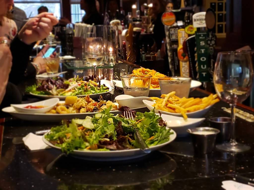 Monroes Restaurant | bakery | 3001 Monroe Ave, Rochester, NY 14618, USA | 5853489103 OR +1 585-348-9103