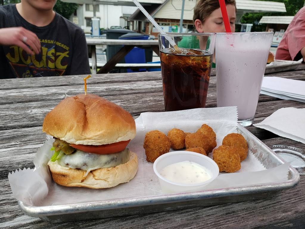 Pure Eats | restaurant | 107 N Main St, Lexington, VA 24450, USA | 5404626000 OR +1 540-462-6000