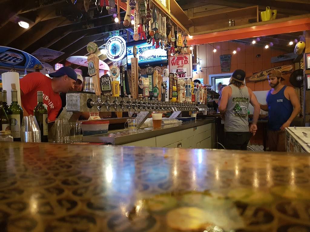 Fish Heads Bar & Grill | restaurant | 8901 S Old Oregon Inlet Rd, Nags Head, NC 27959, USA | 2524415740 OR +1 252-441-5740