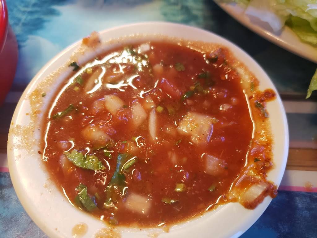 Taqueria El Charro Tapatio | restaurant | 311 E Hopkins St, San Marcos, TX 78666, USA | 5123922888 OR +1 512-392-2888