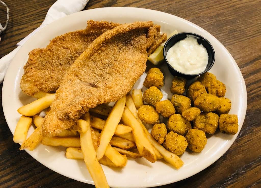 Cracker Barrel Old Country Store | restaurant | 1000 Howe Ave, Sacramento, CA 95825, USA | 9165641006 OR +1 916-564-1006