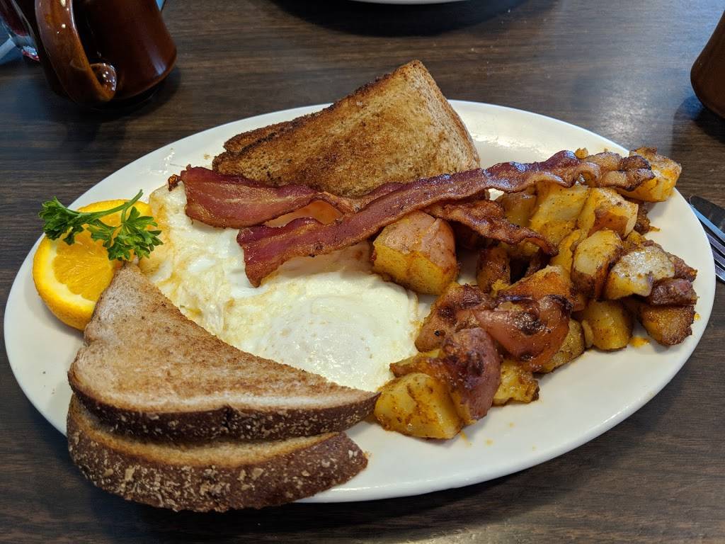 Leos Breakfast Restaurant | restaurant | 249 Main St, Buzzards Bay, MA 02532, USA | 5087597557 OR +1 508-759-7557