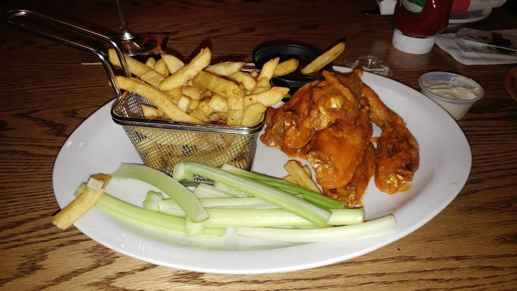 Anchor Bar | restaurant | 2000 Appleby Line, Burlington, ON L7L 6M6, Canada | 2892222525 OR +1 289-222-2525