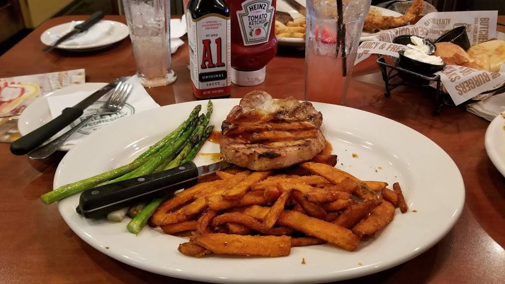 OCharley’s Restaurant & Bar | restaurant | 8380 Windfall Ln, Camby, IN 46113, USA | 3178564332 OR +1 317-856-4332