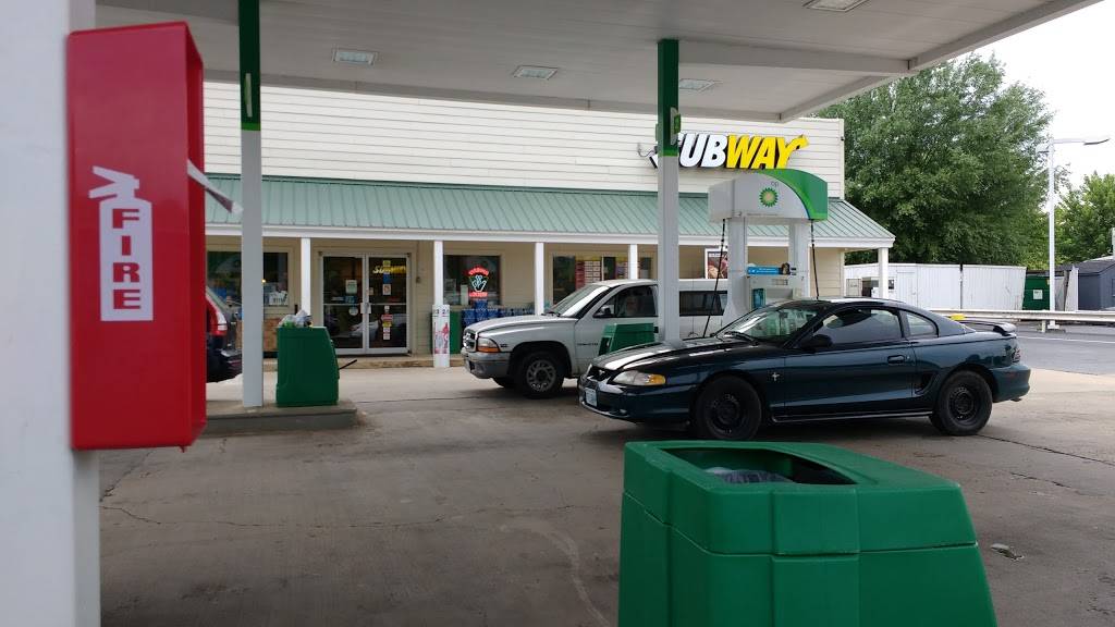 Subway | restaurant | 3529 Lee Hwy, Greenville, VA 24440, USA | 5403373850 OR +1 540-337-3850