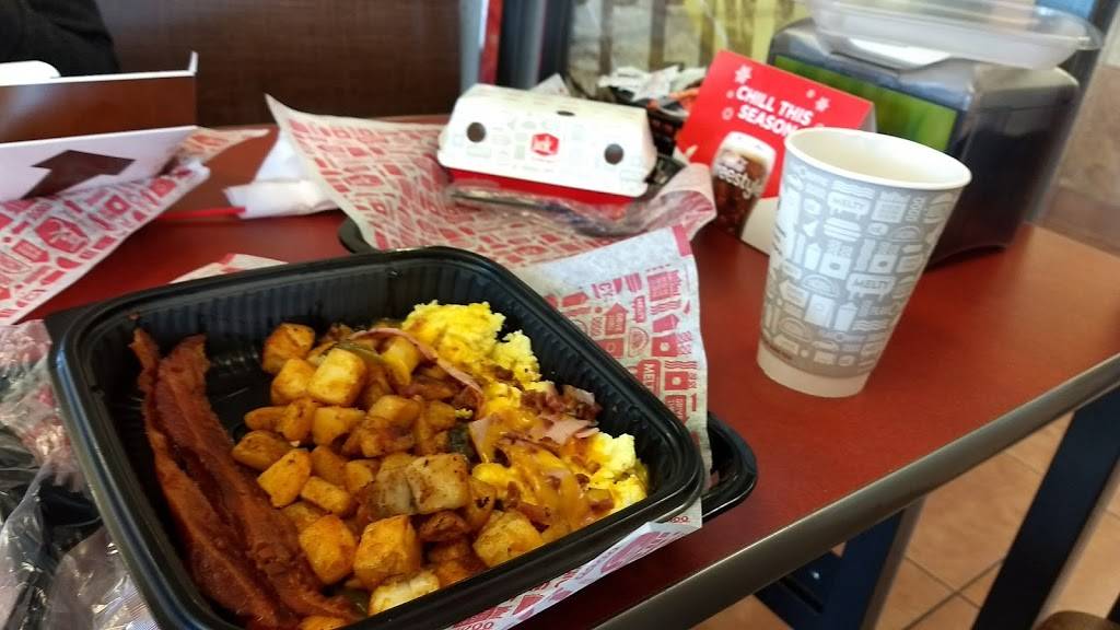 Jack in the Box | restaurant | 15274 Summit Ave, Fontana, CA 92336, USA | 9098035849 OR +1 909-803-5849