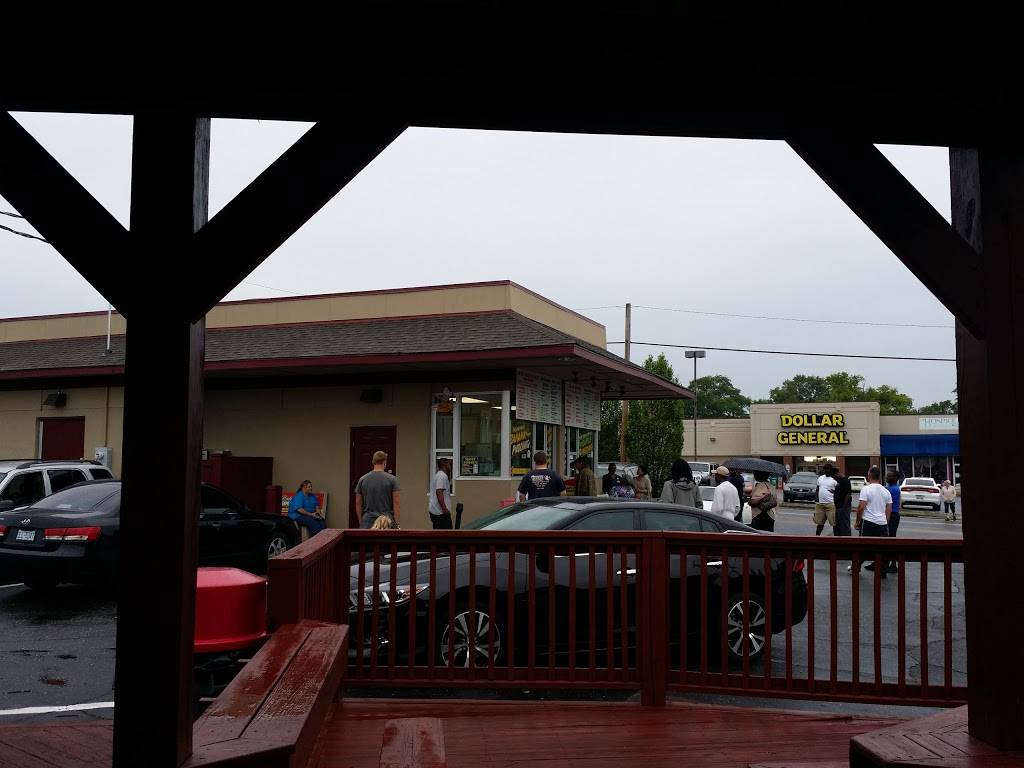 Taste-T-Drive-In | restaurant | 322 E Marion St, Shelby, NC 28150, USA | 7044823936 OR +1 704-482-3936