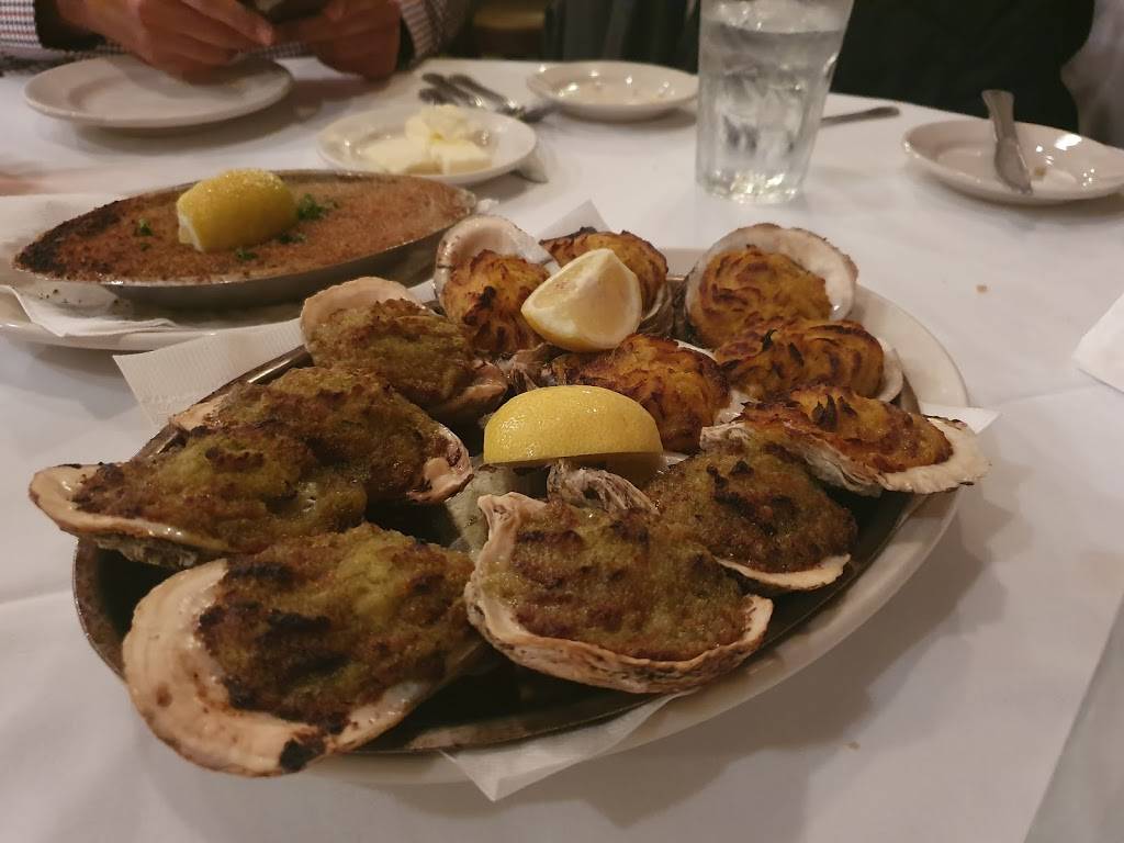 Pascals Manale | restaurant | 1838 Napoleon Ave, New Orleans, LA 70115, USA | 5048954877 OR +1 504-895-4877