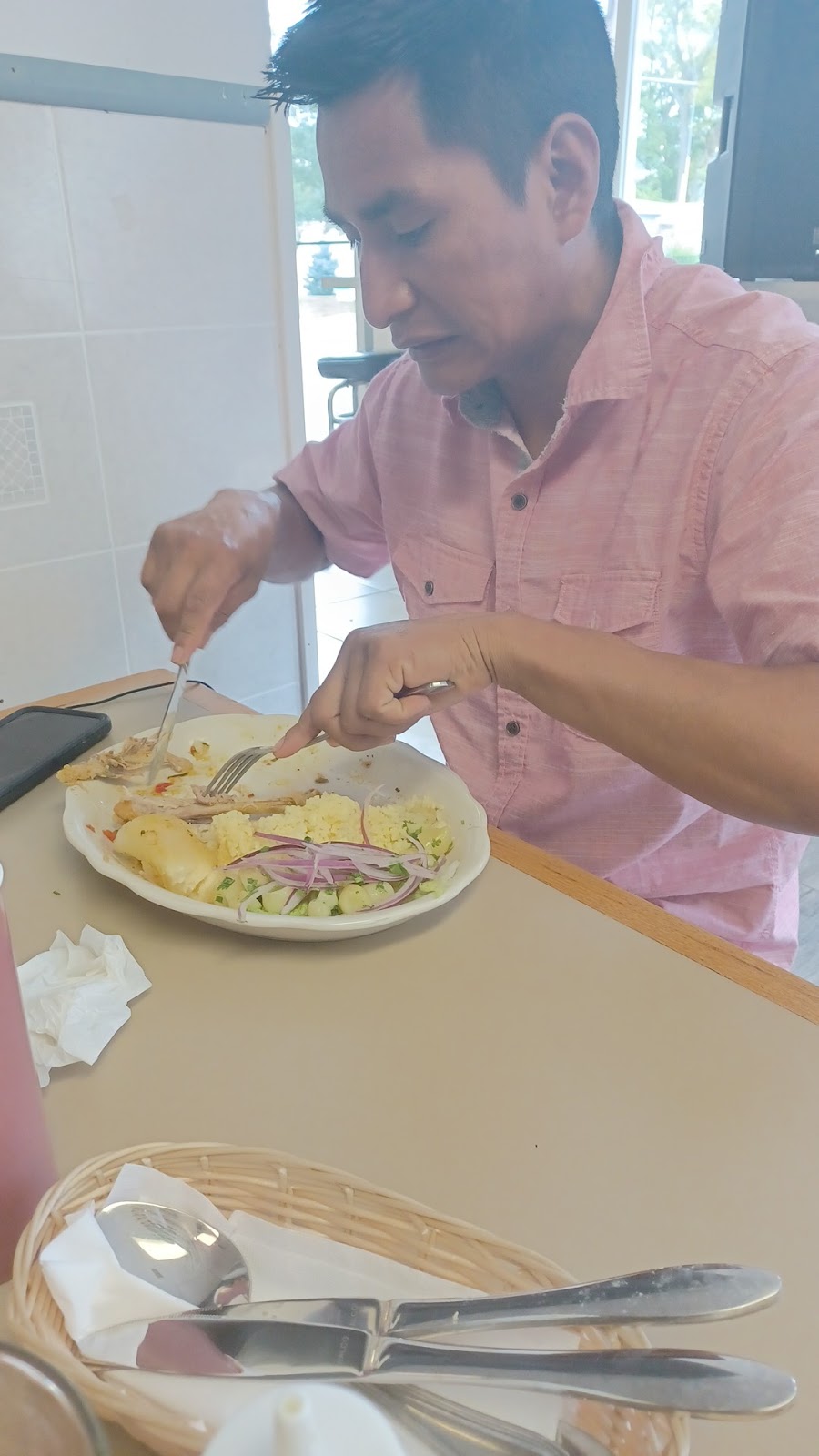 Toro Restaurant | restaurant | 205 Belmont St, Brockton, MA 02301, USA | 5088571412 OR +1 508-857-1412