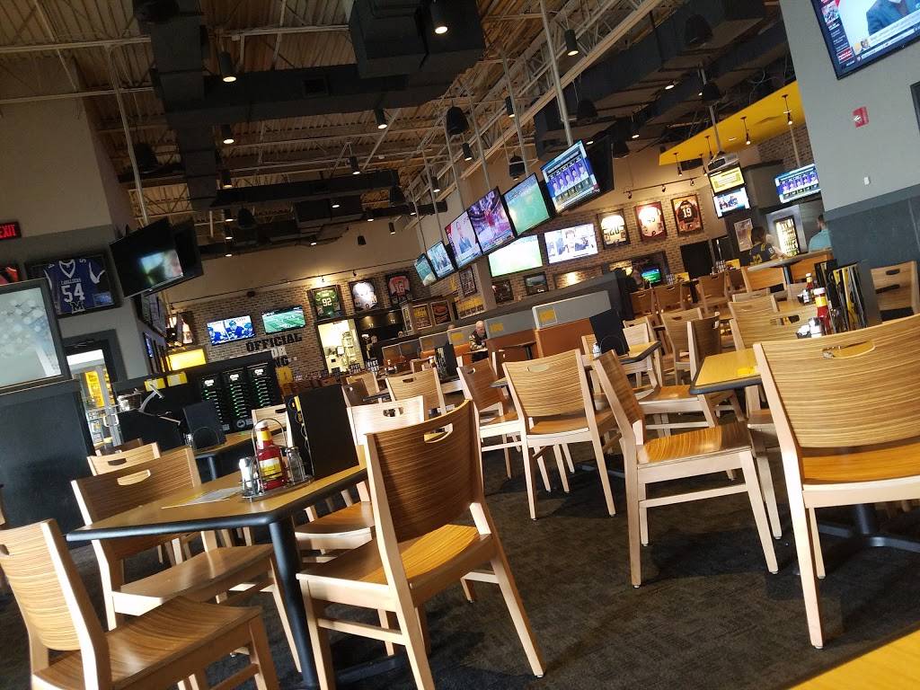 Buffalo Wild Wings | restaurant | 540 W Main St, Middletown, DE 19709, USA | 3022850000 OR +1 302-285-0000