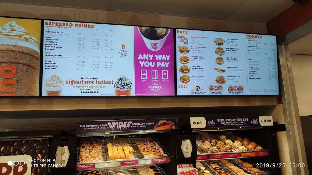 Dunkin | bakery | 4279 Palm Beach Blvd, Fort Myers, FL 33905, USA | 2392196812 OR +1 239-219-6812