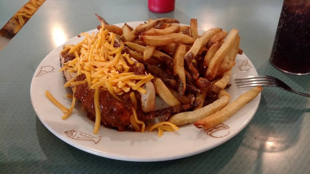 Lindys Chili & Gerties Ice Cream | restaurant | 7208 W 87th St, Bridgeview, IL 60455, USA | 7084300019 OR +1 708-430-0019