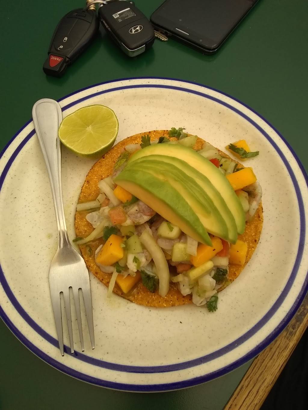 Playa Azul Mariscos Restaurant | restaurant | 1281 N Santa Fe Ave # Y, Vista, CA 92084, USA | 7609414522 OR +1 760-941-4522